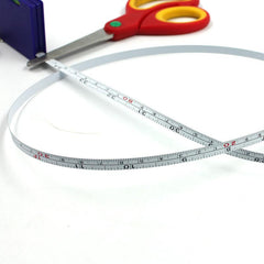 Square Keychain With Spirit Level And Retractable Tape Measure